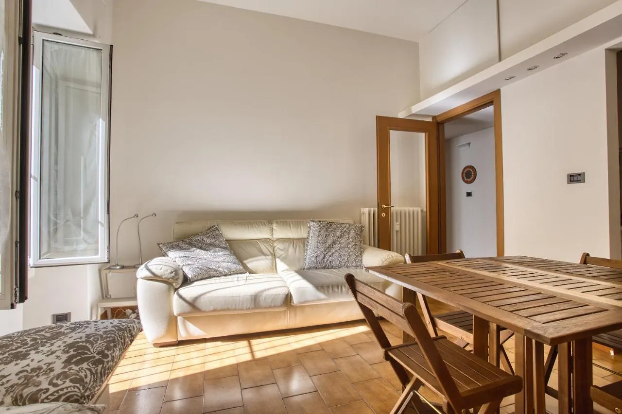 Joivy Adorable 1 Bed Flat Near Centre Lägenhet Milano Italien