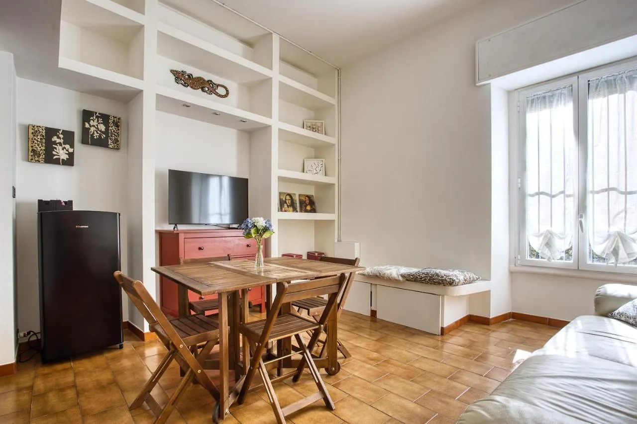 Joivy Adorable 1 Bed Flat Near Centre Apartment Milan 0*,
